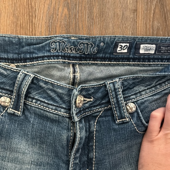 Miss Me Jeans - Picture 2 of 5